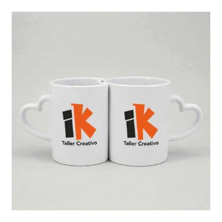 Taza dúo corazón personalizable de Impakta Taller Creativo
